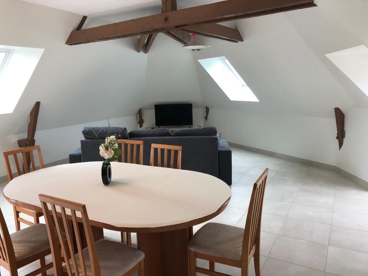 Residence Merlin Appart Des Druides Saint-Malon-sur-Mel Dış mekan fotoğraf