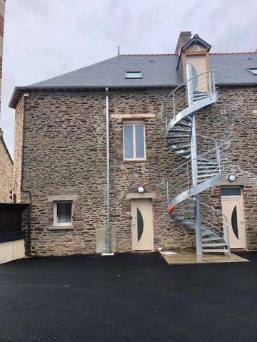 Residence Merlin Appart Des Druides Saint-Malon-sur-Mel Dış mekan fotoğraf